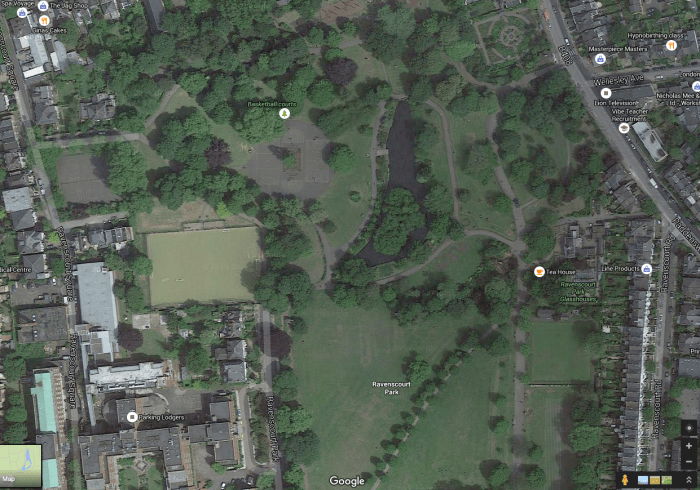 Ravenscourt Park, London.PNG