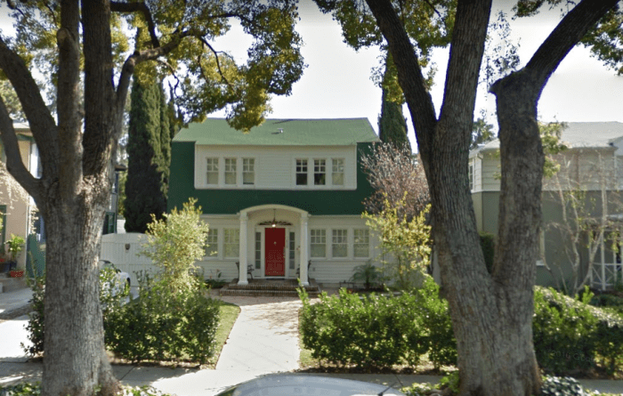 a-nightmare-on-elm-street-house.PNG