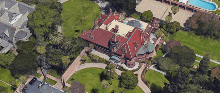 doheny-mansion.png
