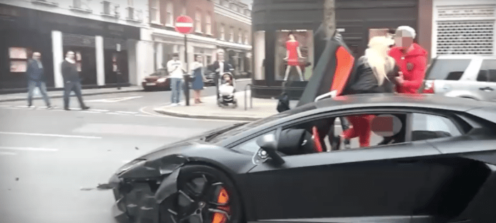 lamborghini-crash-yt2.png