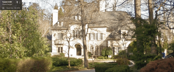 the-blind-side-house-exterior