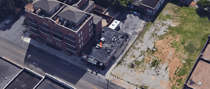 guss-world-famous-fried-chicken-man-v-food