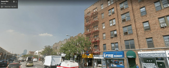 spiderman-on-balcony-sv