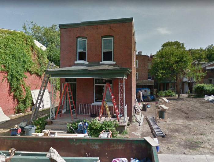 fences-house.PNG