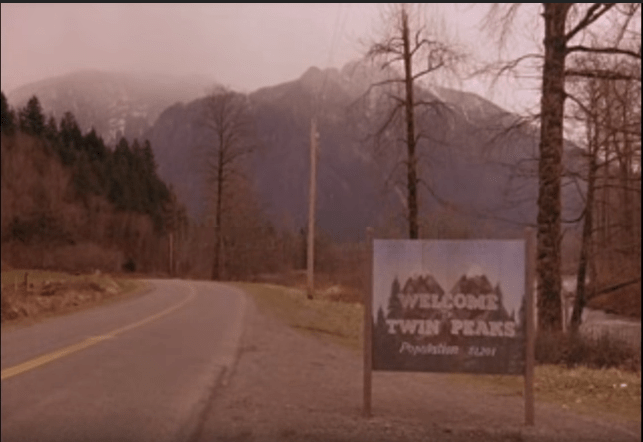 twin-peaks-road-sign-yt.PNG