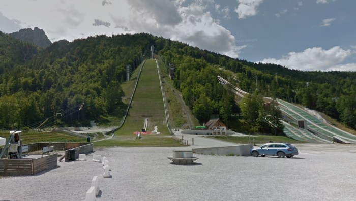 ski slope street view