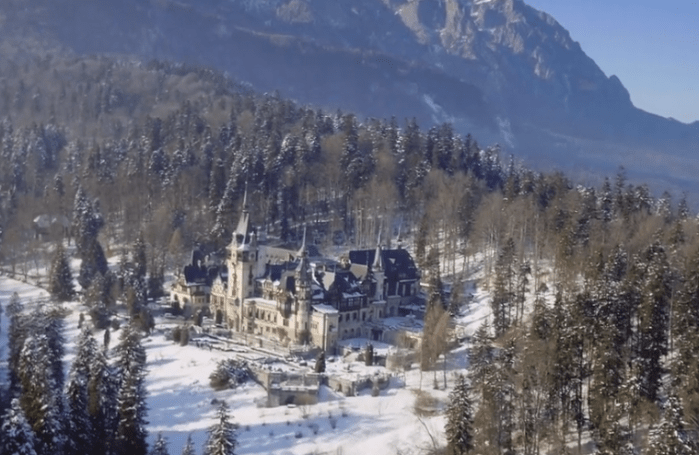 a-christmas-prince-castle