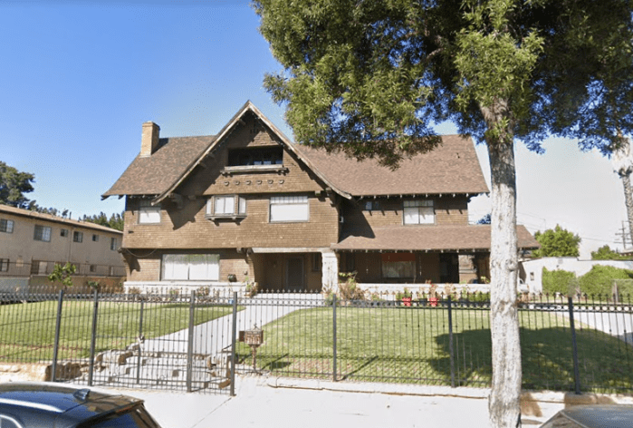 the-people-under-the-stairs2