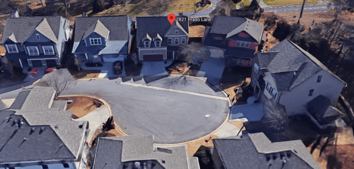 max-and-annies-house2