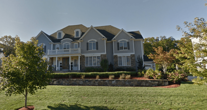 aaron-hernandez-home4