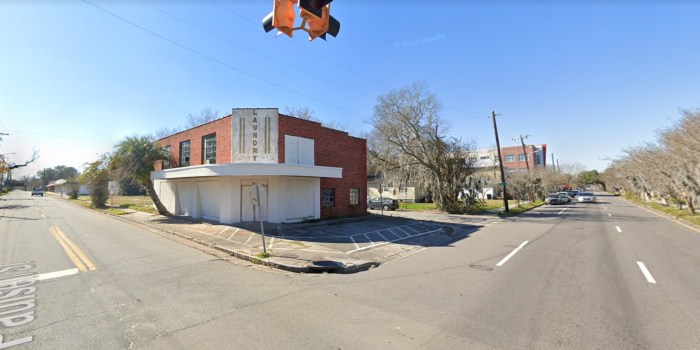 wurg radio station street view