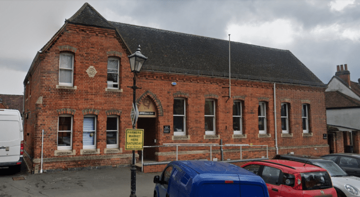 autumnal-leaves-care-home2