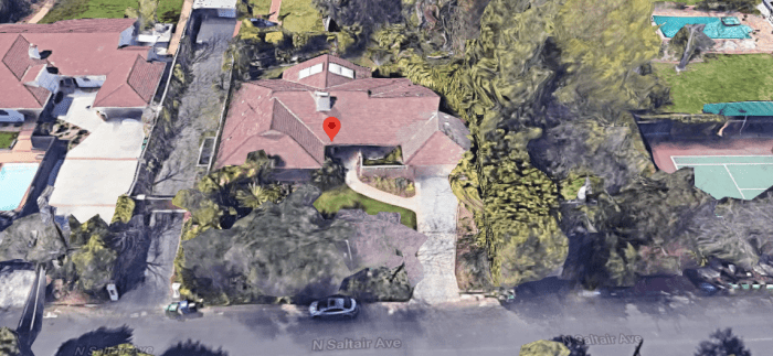 the-golden-girls-house3